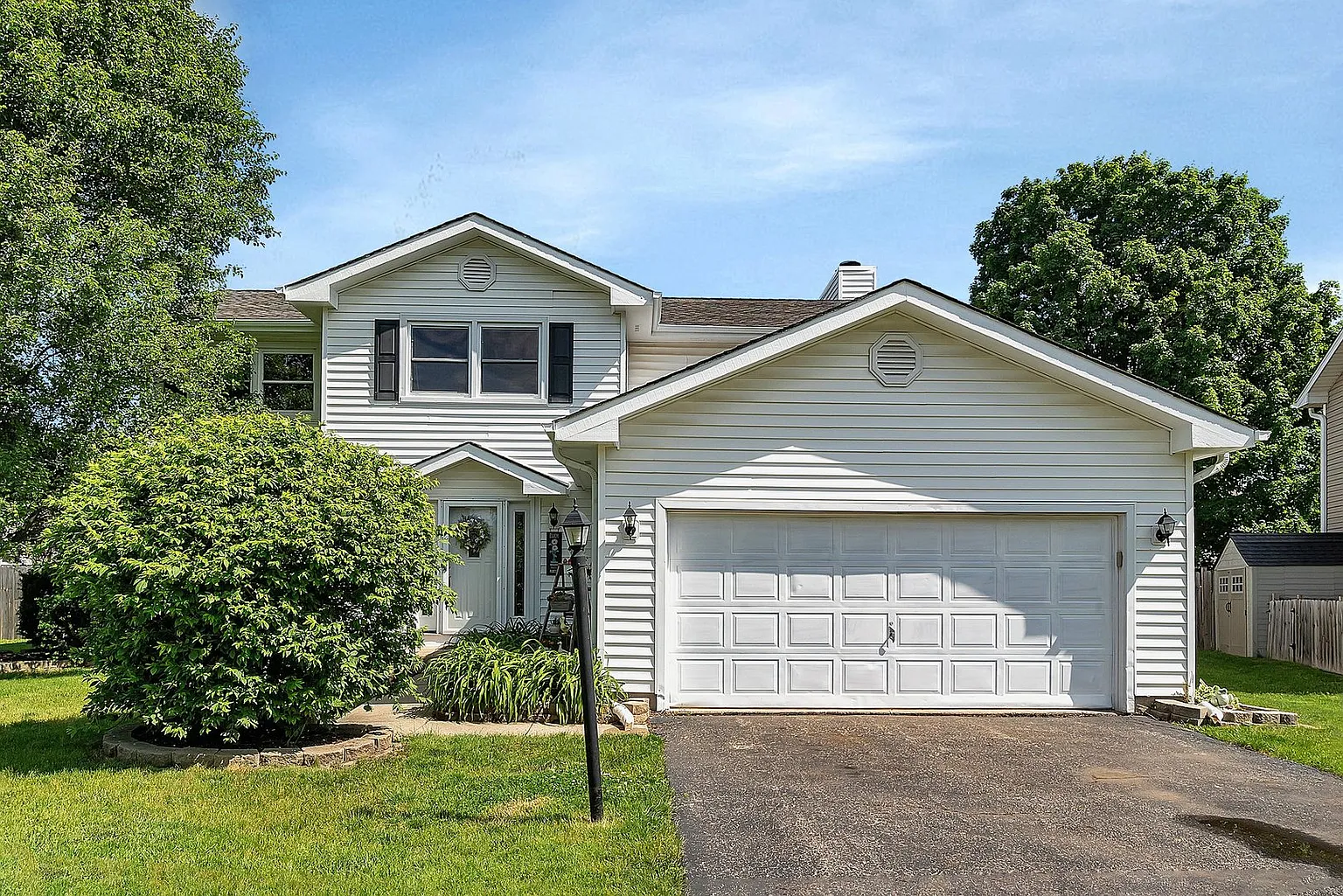 10 Redwood Ct photo 1