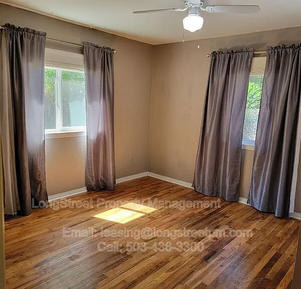 780 SE Marion Ave — Photo 13