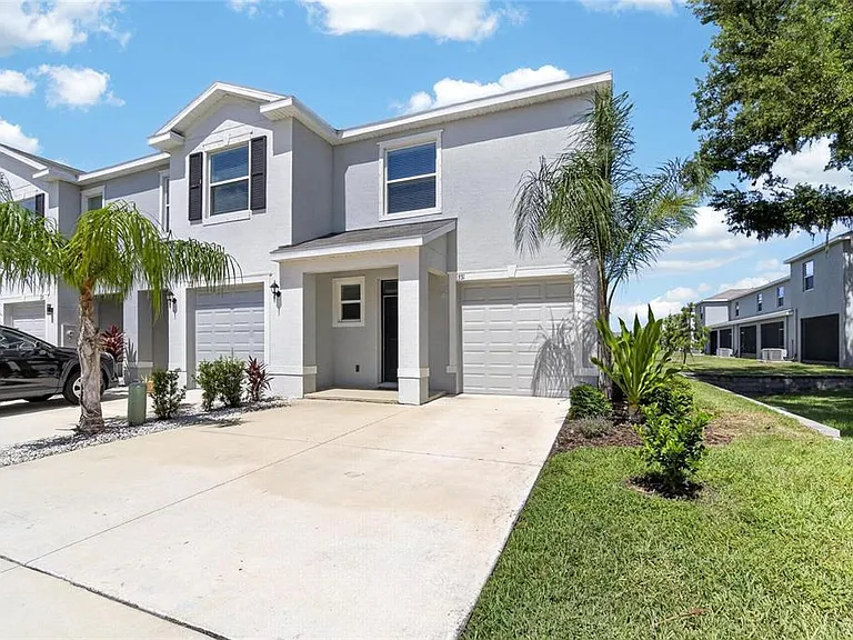 331 Mangrove Shade Cir — Photo 1