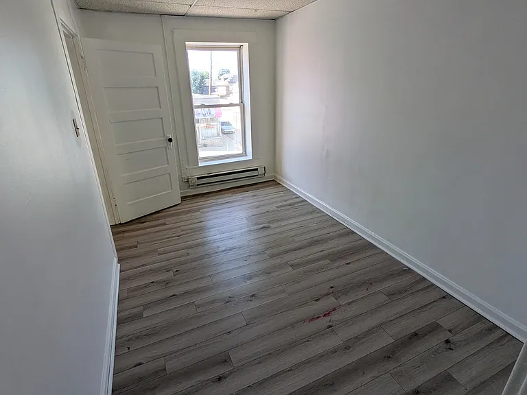 201 Hellam St — Photo 8