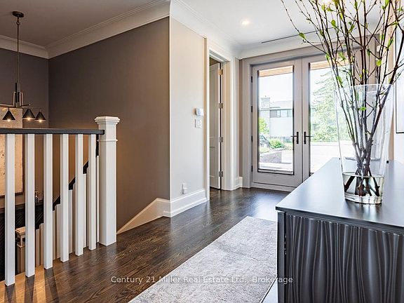 5th image of 10 Maple Grove Dr #26