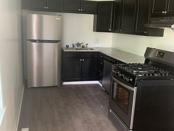 2nd image of 2712 W Nichols St