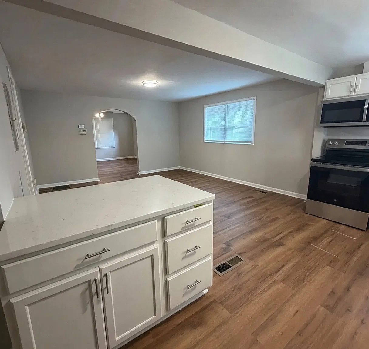 2 bed, 1140 sqft, $1,450 — Photo 3