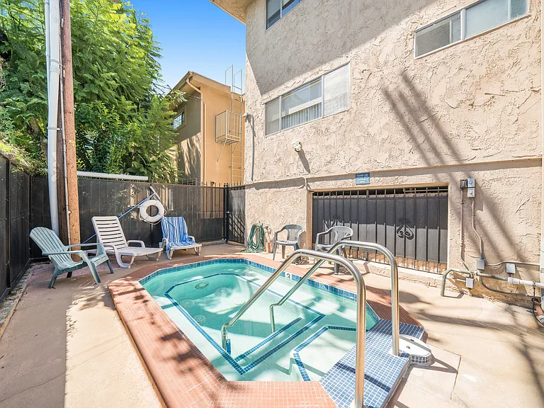 Jacuzzi Spa to enjoy & relax!