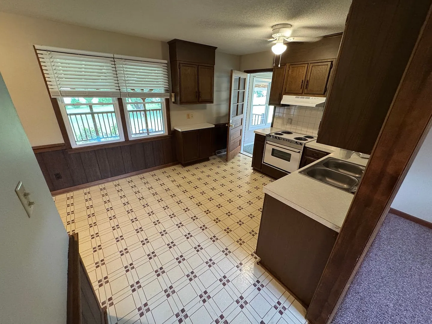 Spacious 3 Bedroom 2 Bathroom House in Winston-Salem! — Photo 4