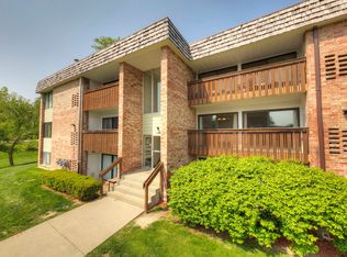 1325 S Maple Rd APT 202, Ann Arbor, MI 48103