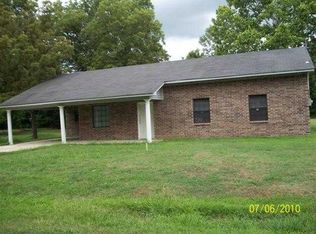 704 W Maple St, Dermott, AR 71638