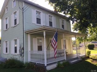 28 Main St, Stockertown, PA 18083