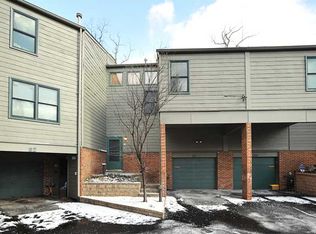 34 Timberline Ct, Pittsburgh, PA 15217