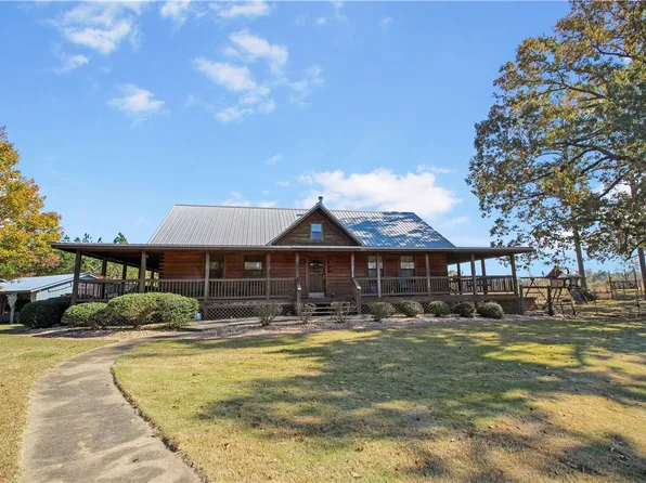 204 Lee Road 825, Opelika, AL 36804