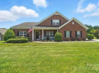 1006 Spring Rose Ln, Matthews, NC 28104