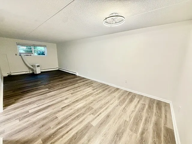 1 bed, 650 sqft, $1,995 — Photo 4