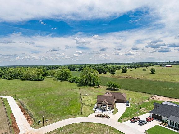 5th image of 14985 White Oak Ln