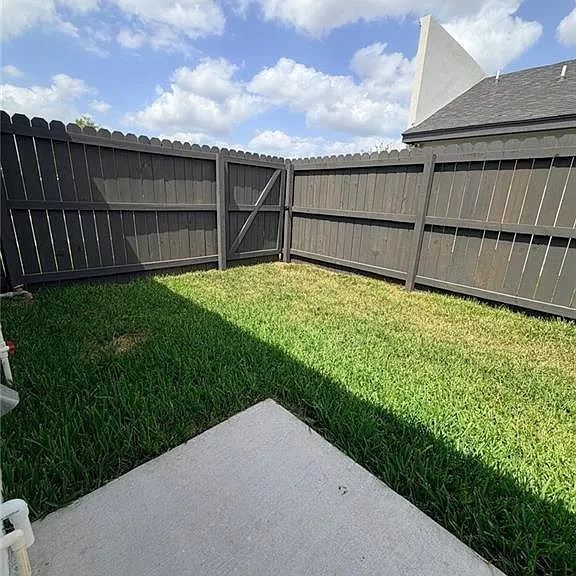 1704 Clinton St #1 — Photo 18