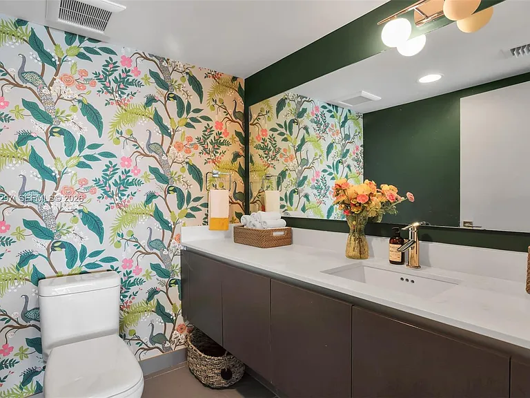 6620 Indian Creek Dr #310 — Photo 16