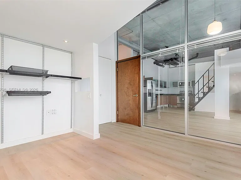 10 SW South River Dr #607 — Photo 13