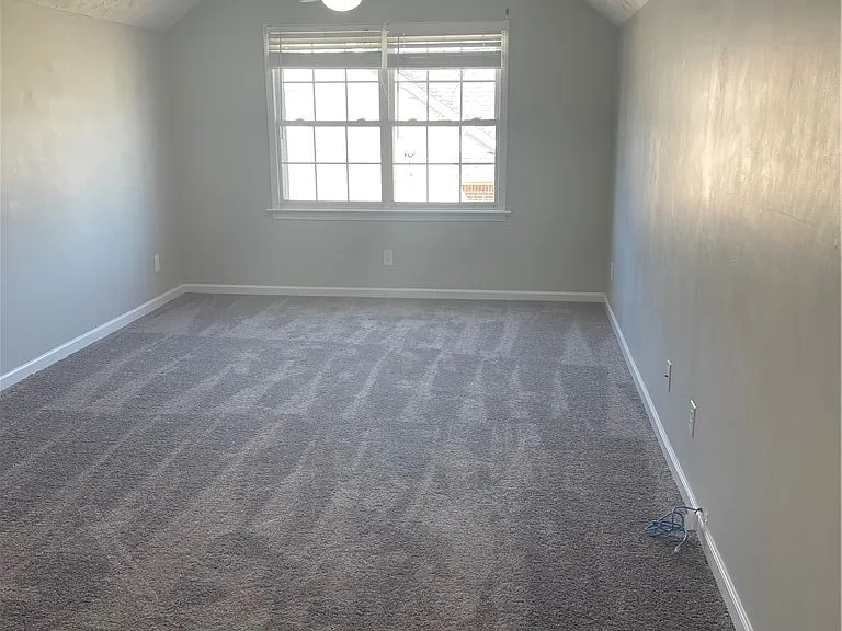 425 Dunblane Way — Photo 22