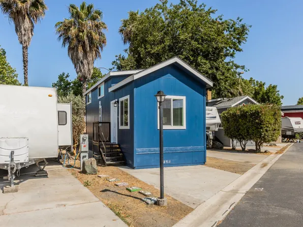 5878 Garlic Farms Dr #82, Gilroy, CA 95020