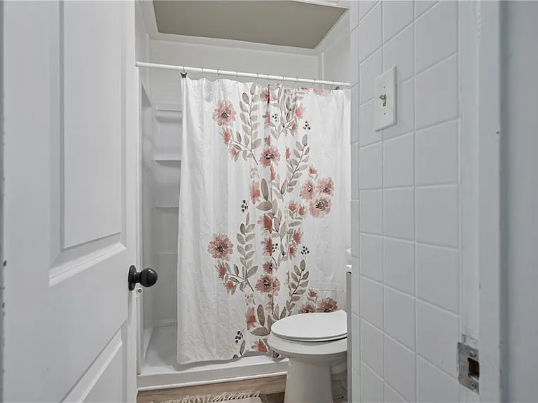 100 Pine Cir — Photo 24