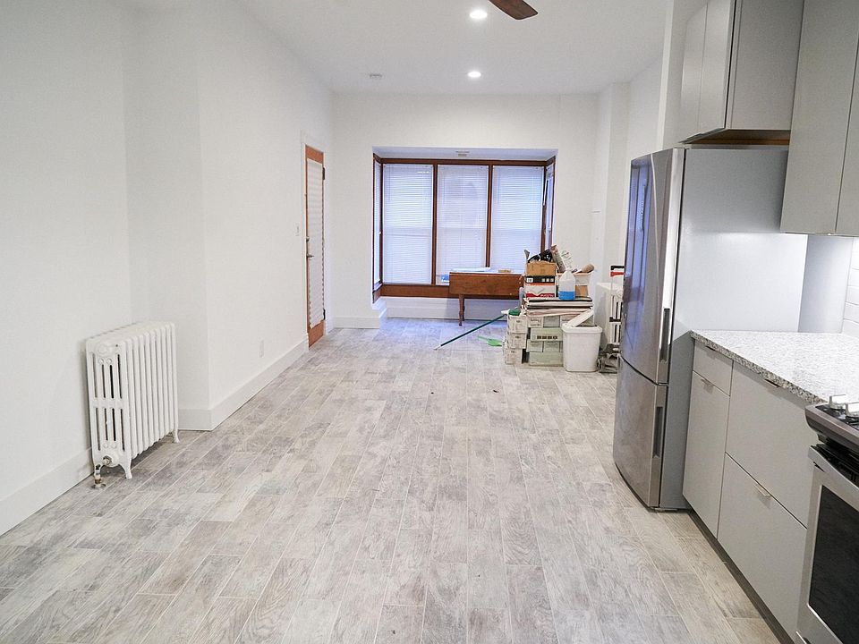 Bright sunny fully renovated. Radiator heat - new high-efficiency boiler.
Central air