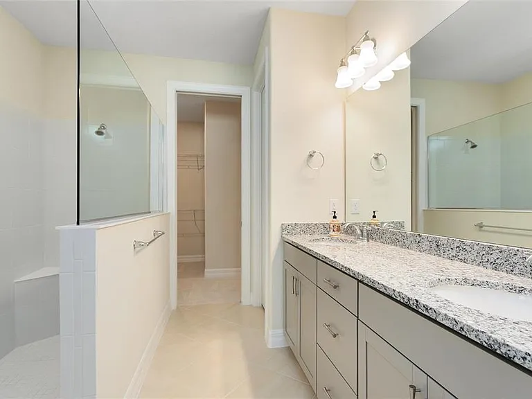 9212 Hanging Vine Ct — Photo 27