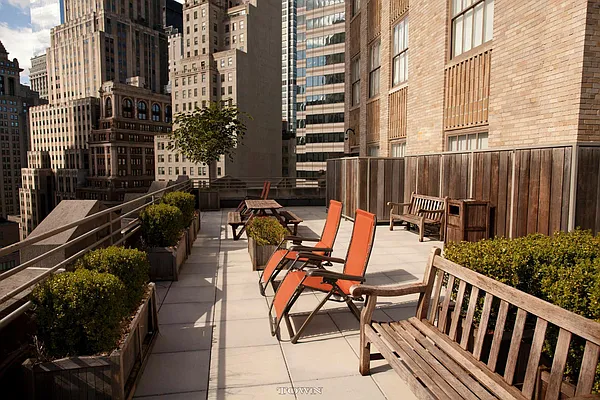 Rented by Town Residential | media 19