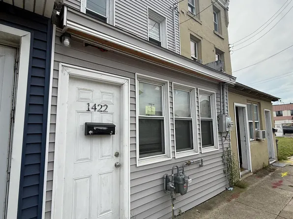 1422 Baltic Ave, Atlantic City, NJ 08401