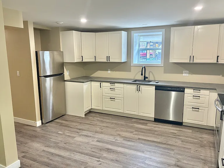38 Frederick Ave — Photo 11