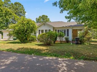 1101 Forrest St, High Point, NC 27262