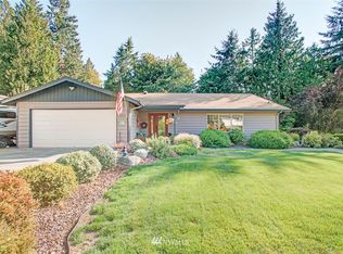 3011 Rozewood Dr, Bremerton, WA 98310