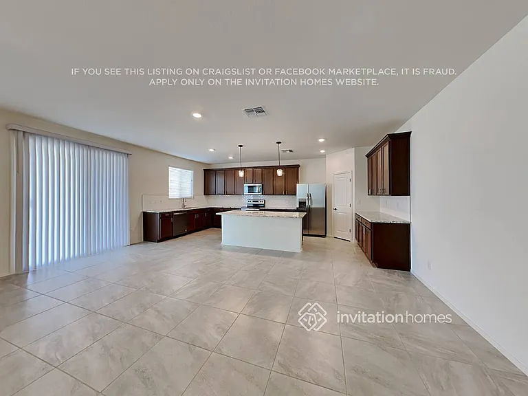 11406 W Edgemont Ave — Photo 4