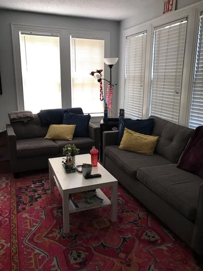 2 Bedroom House for Rent — Photo 3
