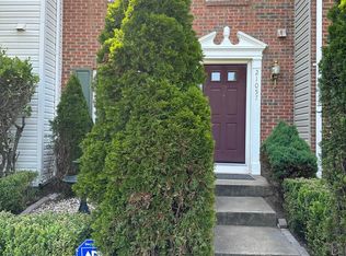 21057 Pickerelweed Ter, Ashburn, VA 20147