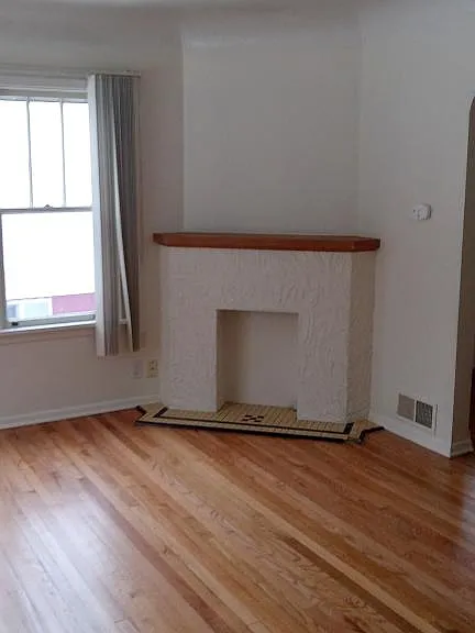 635 Cook Ave — Photo 3