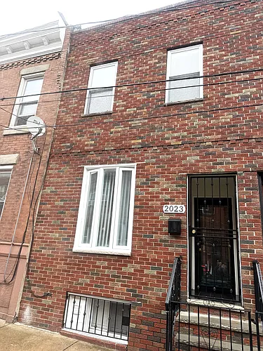 2023 S Beechwood St Photo 1