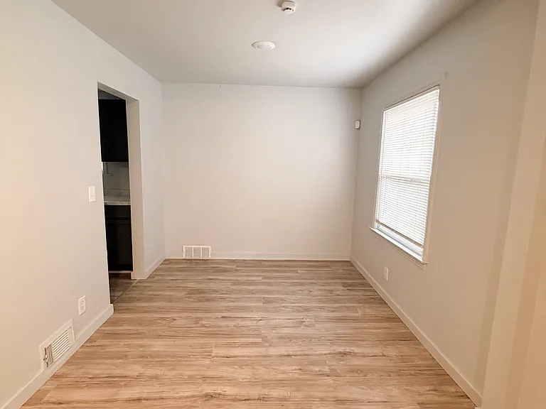 14550 Northlawn St — Photo 4