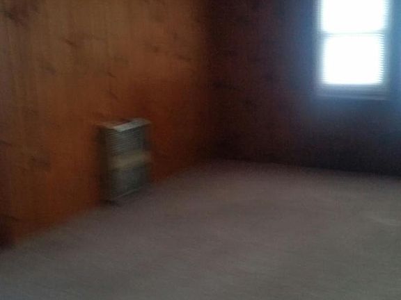 4th image of 16 Holbrook St APT 2