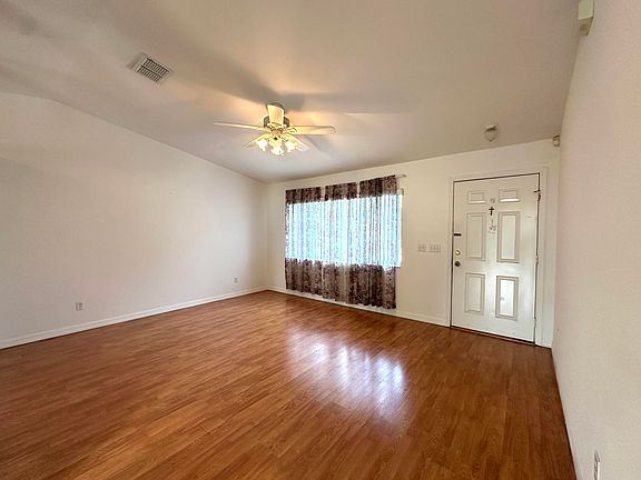 2nd image of 10312 SW 61st Terrace Rd