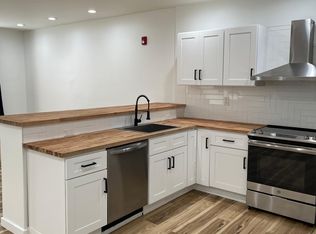 1105 S 47th St #3, Philadelphia, PA 19143