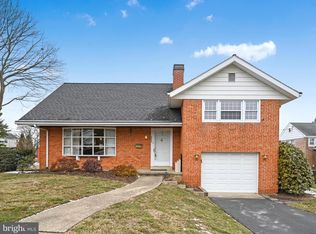 2303 Laurel Rd, Reading, PA 19609