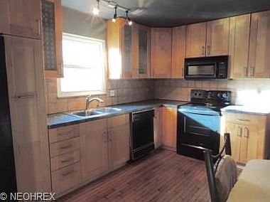 5th image of 7118 Selworthy Ln