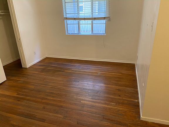 5th image of 908 4th St APT 14