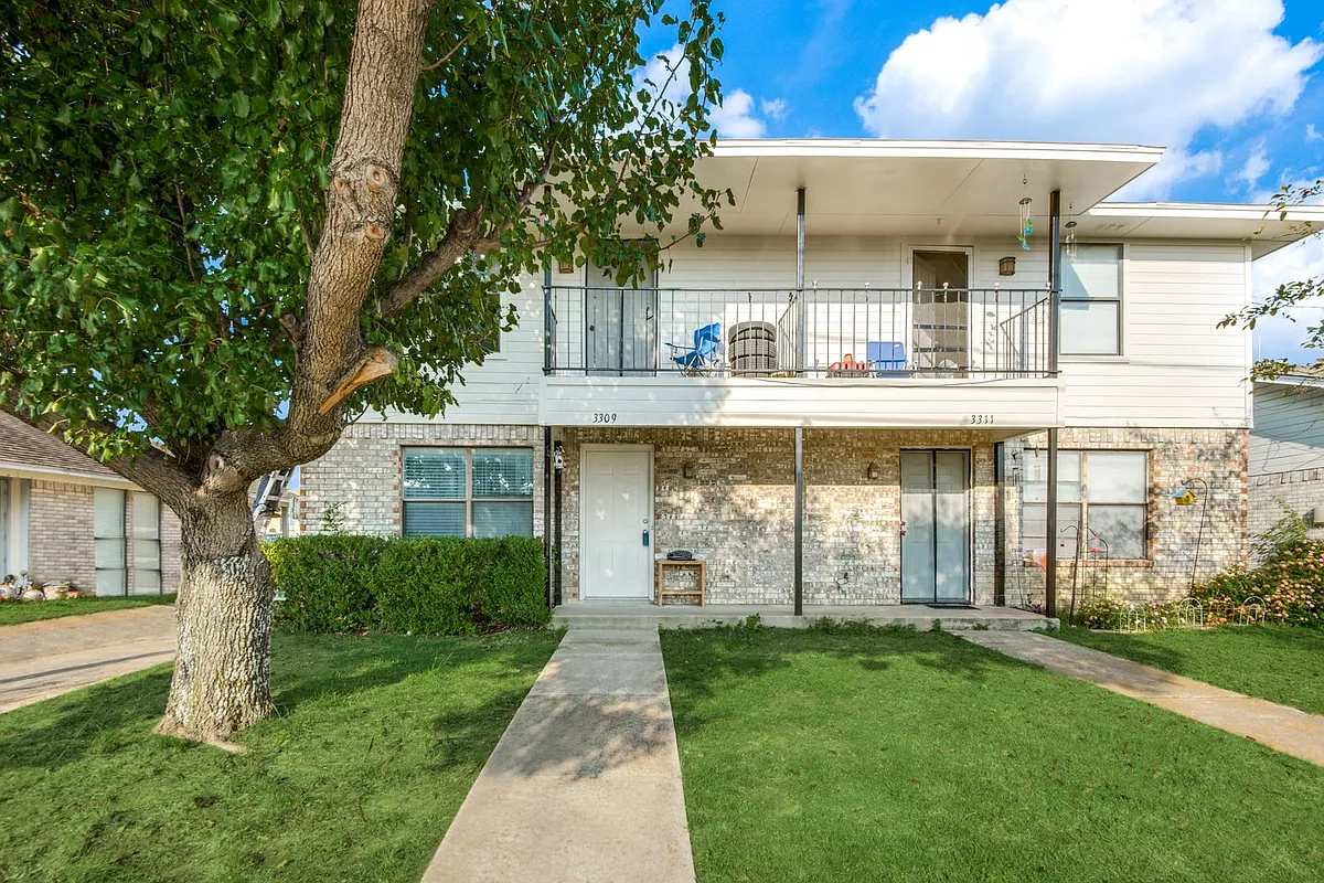 Building Photo - 3309 Fallmeadow St