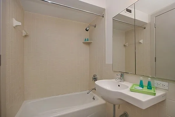 Rented by Corcoran | media 9