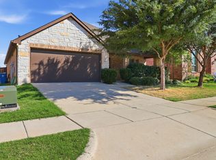 5010 Flanagan Dr, Forney, TX 75126