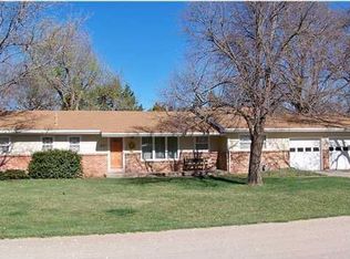 401 S Mamie Ln, Wichita, KS 67209