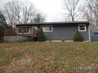 19 Burbank St, Oxford, MA 01540