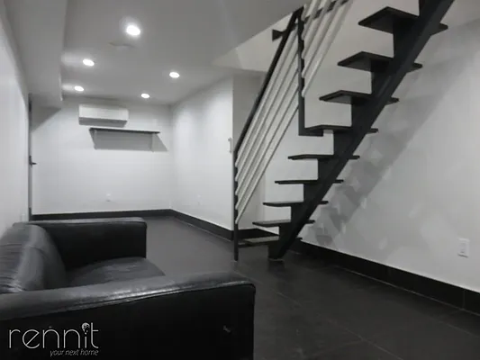 Rented by Rennit Inc. | media 62