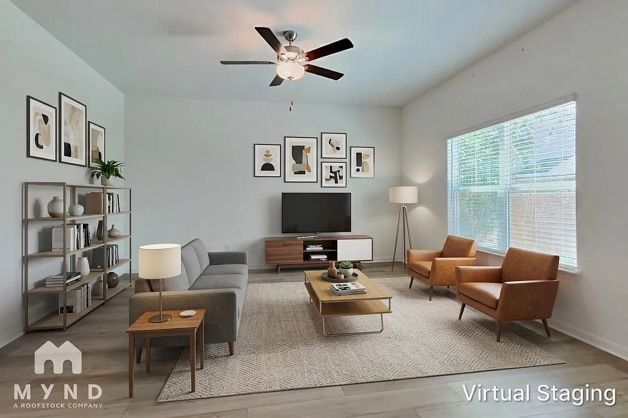 4 bed, 3.0 bath, 2115 sqft, $1,699 — Photo 3