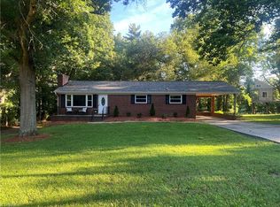 4561 Emily Dr, Kernersville, NC 27284